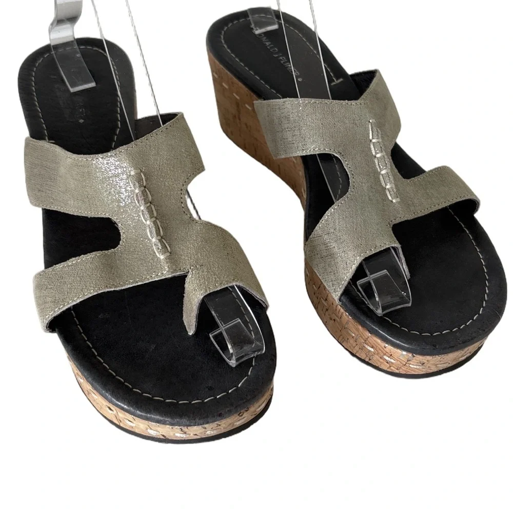 Donald Pliner Shelee2 Metallic Silver Cork Wedge Sandals Size 10 Leather Suede